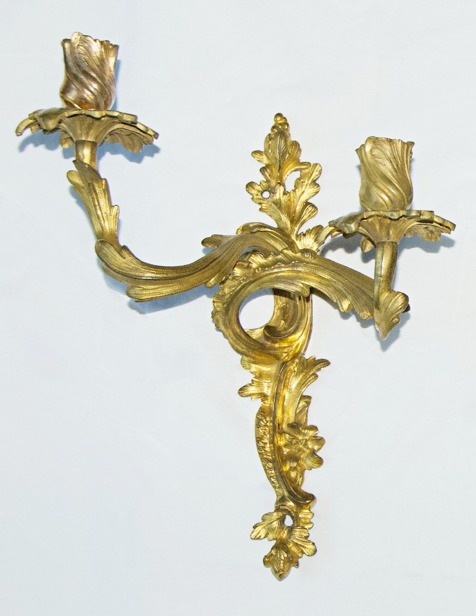 Paris, 18th Century - Pair Of Gilt Bronze Wall Sconces, Louis XV Period.-photo-2