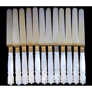 Paris 1819-1838 - Set Of 12 Mother-of-pearl And Vermeil Knives By Touron Supplier To The King