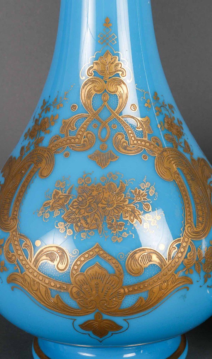 Magnificent Pair Of Blue Opaline Vases, Decorated With Gilding, 19th Century-photo-3