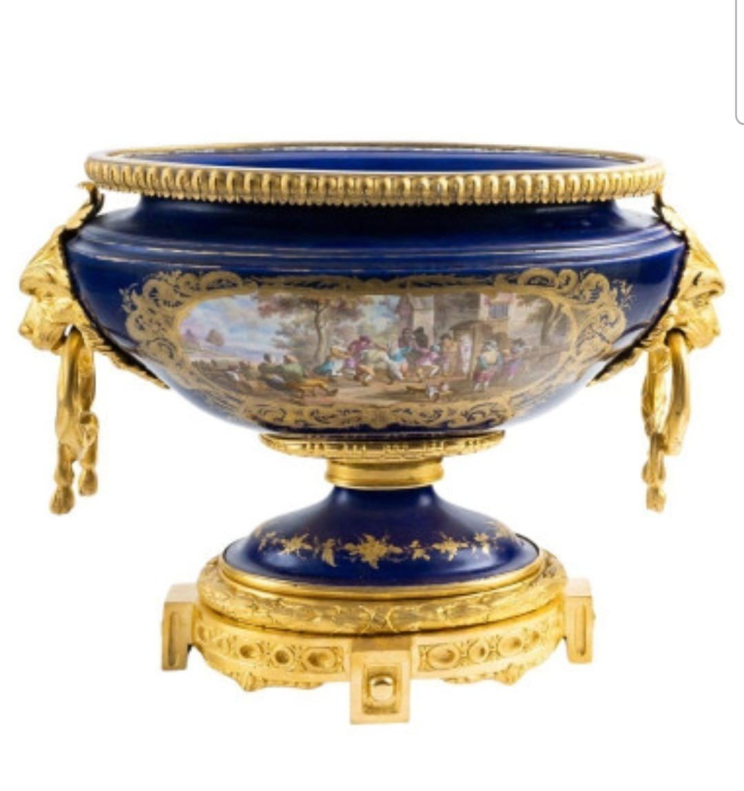 Coupe En Porcelaine, Signature Sèvres Et Bronze Doré XIX ème