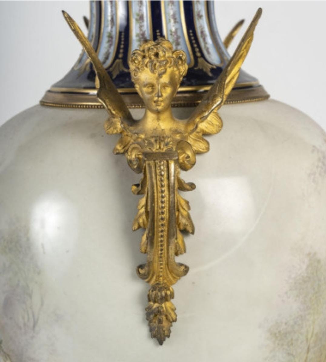 Importante Paire De Vases En Porcelaine, Signature Sèvres XIXème  d'époque Napoléon III-photo-1