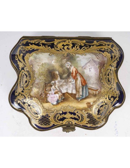 Porcelain Box In The Style Of Sèvres – 19th Century-photo-2