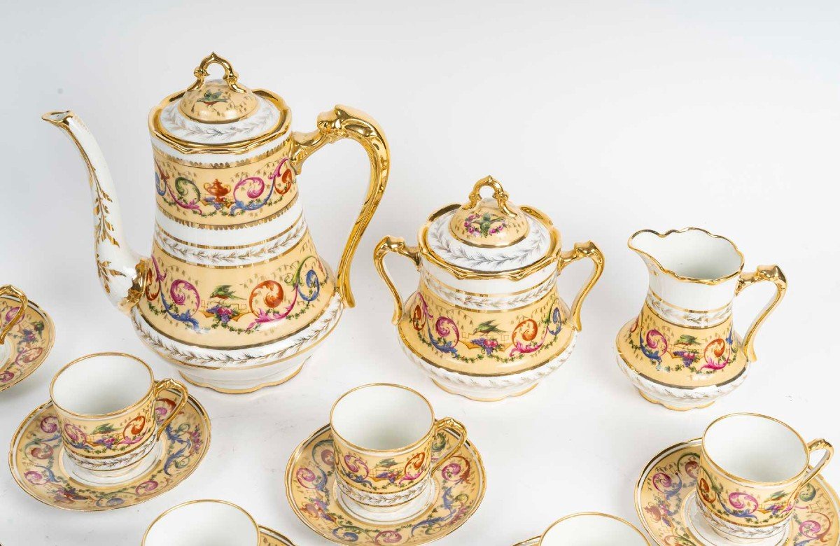 Fine Porcelain Coffee Service-photo-3