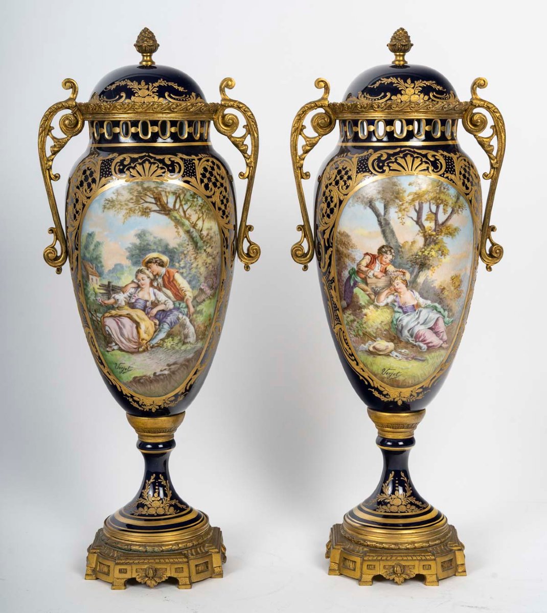 Pair Of Covered Casseroles And A Porcelain Bowl On A Pedestal-photo-5