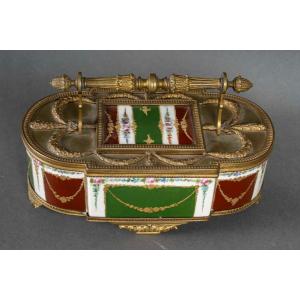 Porcelain And Gilt Bronze Box – Louis XVI Style