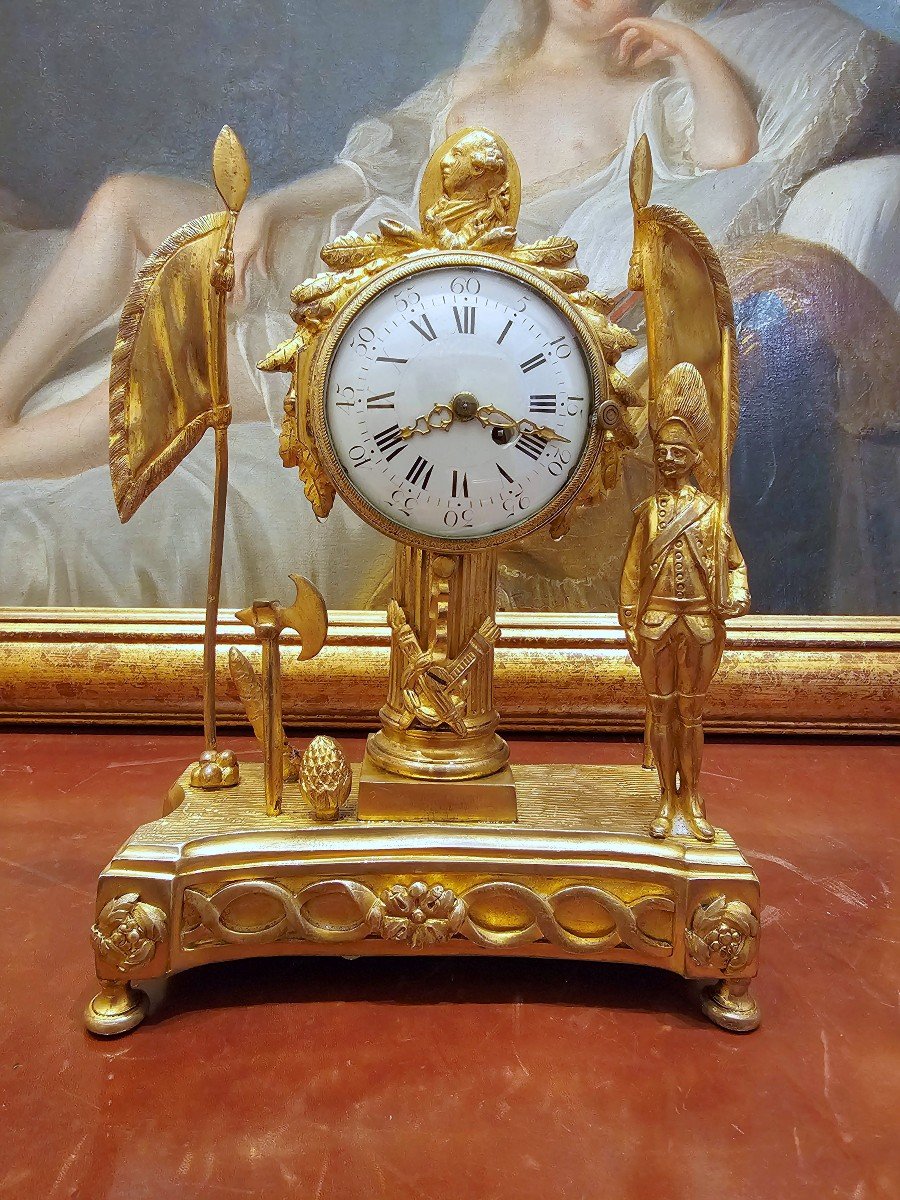 Pendule à La Gloire De Louis XVI Louis XVI Vers 1770 Signé Asselin à Rouen   -photo-8