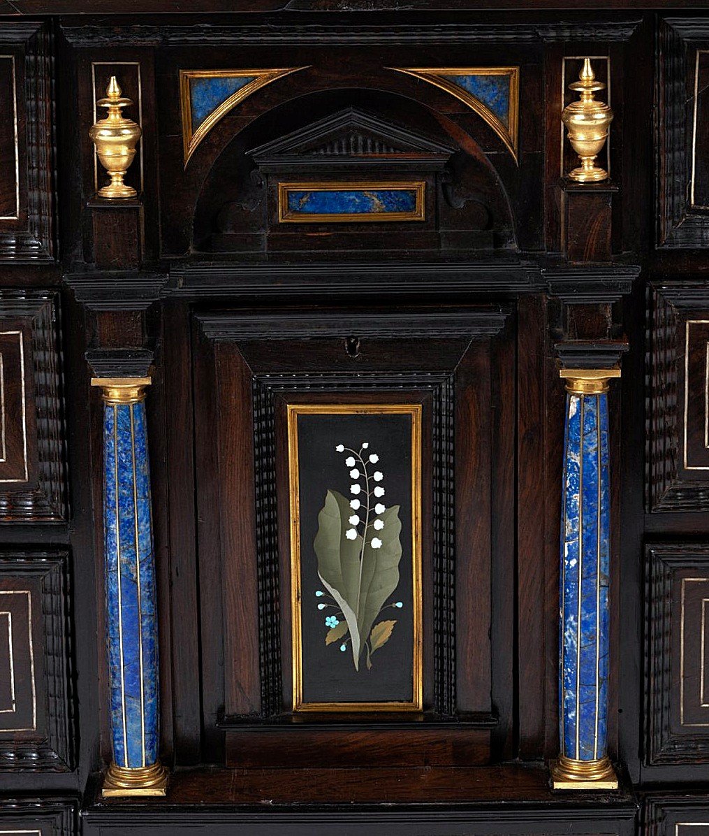 Important Cabinet Pietra Dura Italie Florence 17ème Siècle H. 80 Cm, Br. 85 Cm, D. 34,5 Cm -photo-2