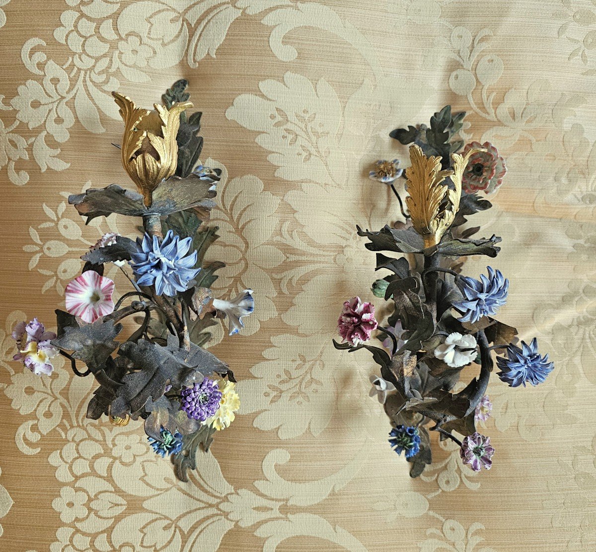 Pair Of Appliques With Porcelain Flowers And Hot Gilded Floral Candle Holders Louis X