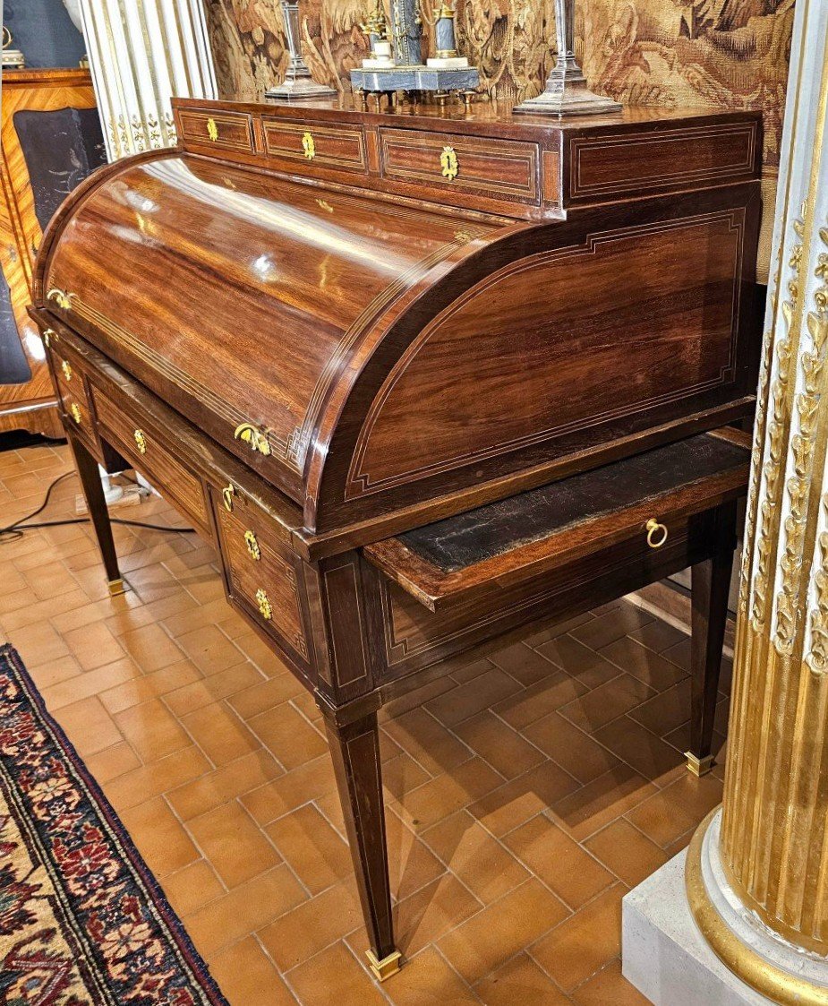 Louis XVI Cylinder Desk Circa 1770 Stamped N. Petit - Nicolas Petit 1732-1791-photo-4