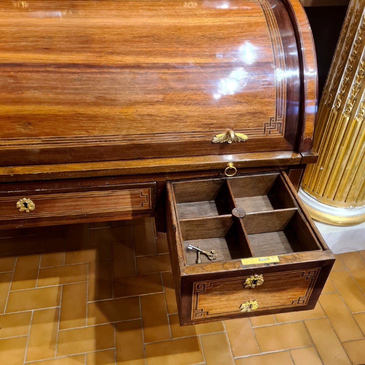 Louis XVI Cylinder Desk Circa 1770 Stamped N. Petit - Nicolas Petit 1732-1791-photo-2