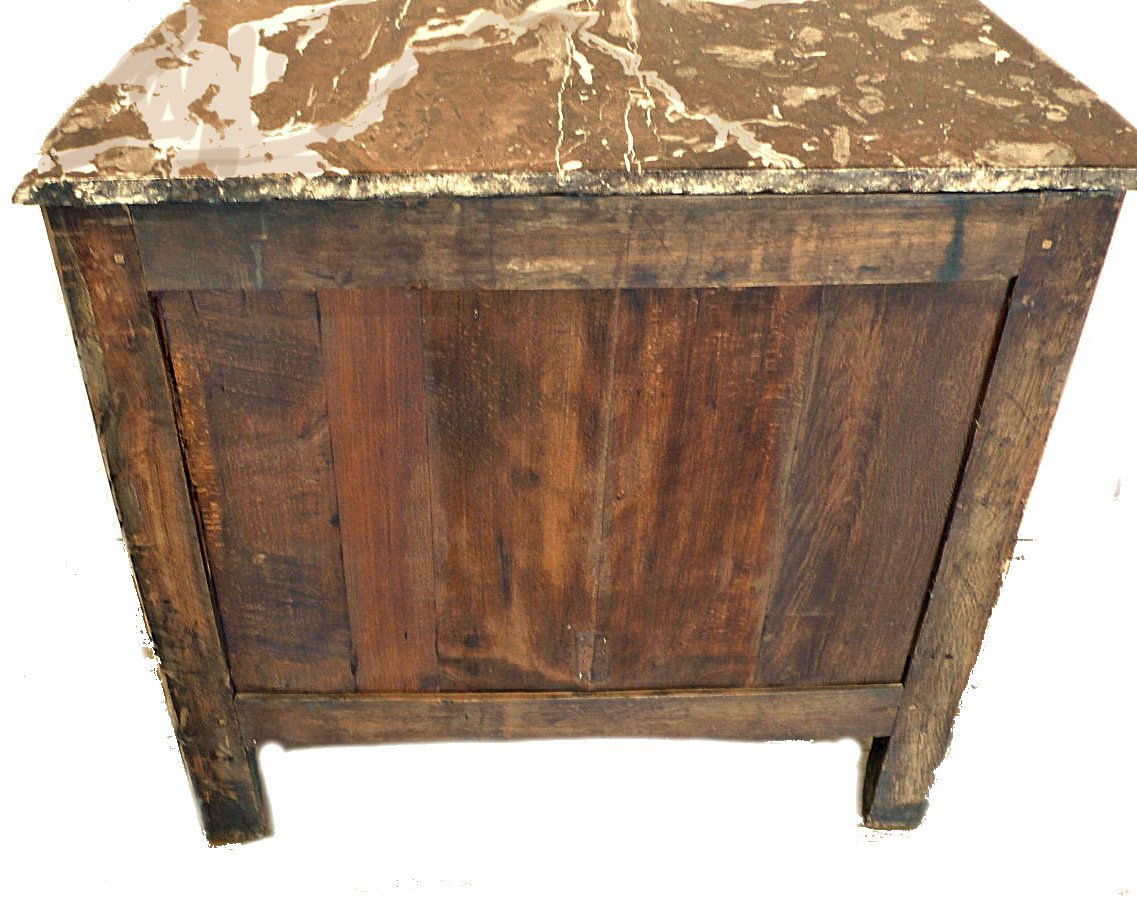 Commode   Louis XV   Vers 1765     Br. 85,5 Cm, H. 85,5 Cm, P. 46 Cm        Inv.no. 1.803      -photo-5