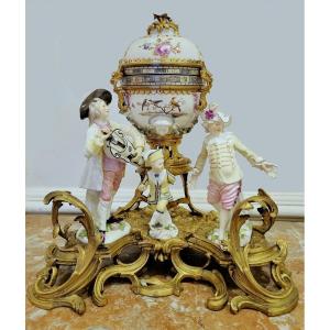 Très Important Pendule Cercle Tournant Louis XV 1765  Meissen, Ludwigsburg