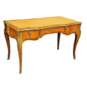 Louis XV Flat Desk Around 1750 L. 130 Cm, D. 70 Cm, H. 77 Cm  