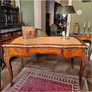 Louis XV Flat Desk  L. 130 Cm, D. 70 Cm, H. 77 Cm  