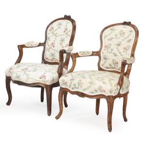 Deux Fauteuils Louis XV, Vers 1750