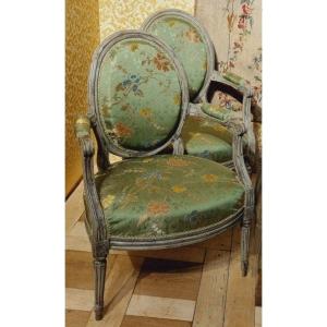 Fauteuils Louis XVI paire  Estampillé P.f. Sefert    Pierre François Sefert (1732-1803)