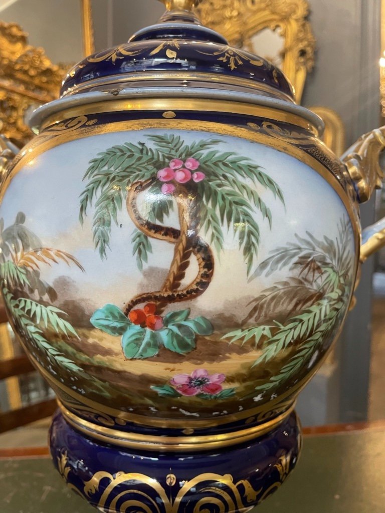 Grand Vase Couvert En Porcelaine De Paris 19ème H 62 Cm-photo-4