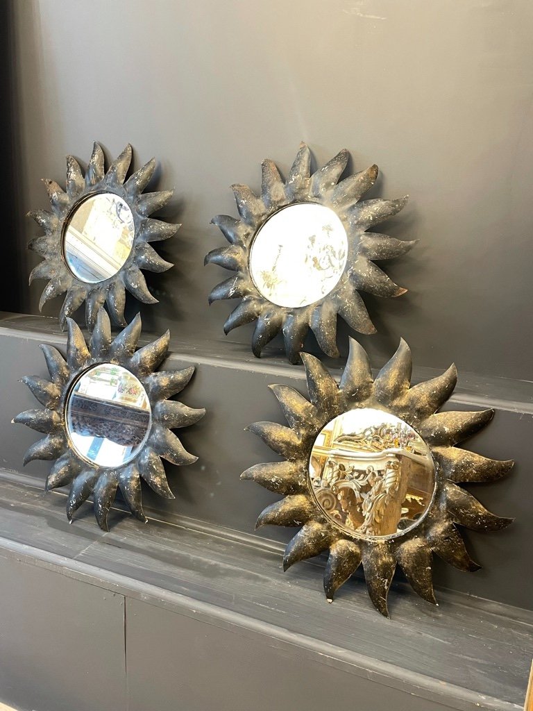 Set Of 4 Metal Sun Mirrors Diameter 55 Cm-photo-3