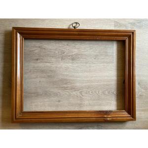 19th Century Frame In Solid Varnished Molded Cherry Wood.