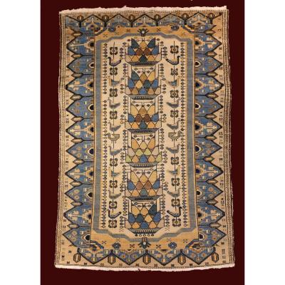 Luristan Carpets