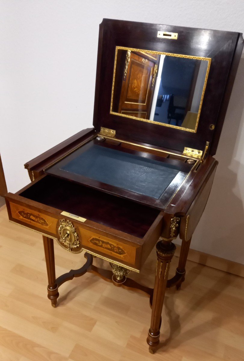 Small Napoleon III Table-photo-4