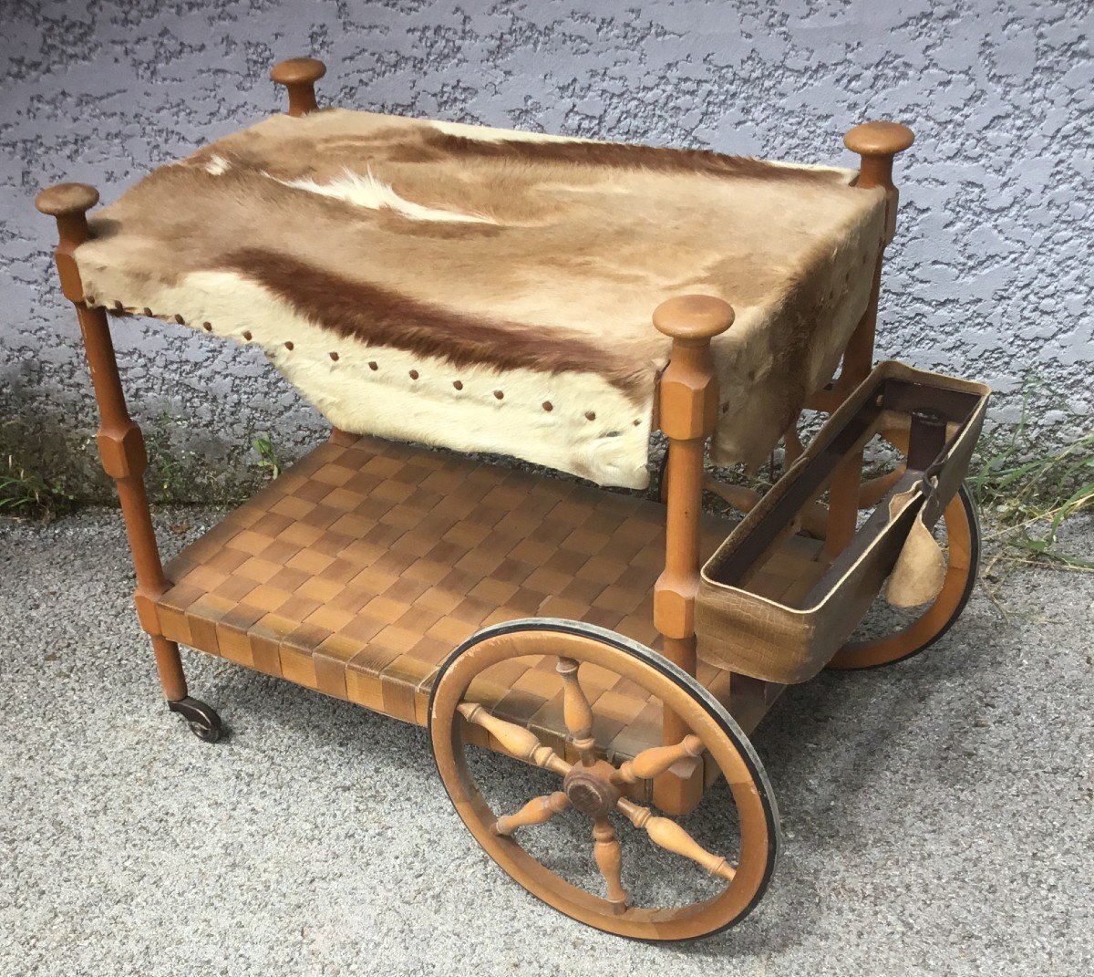 Vintage Rolling Bar