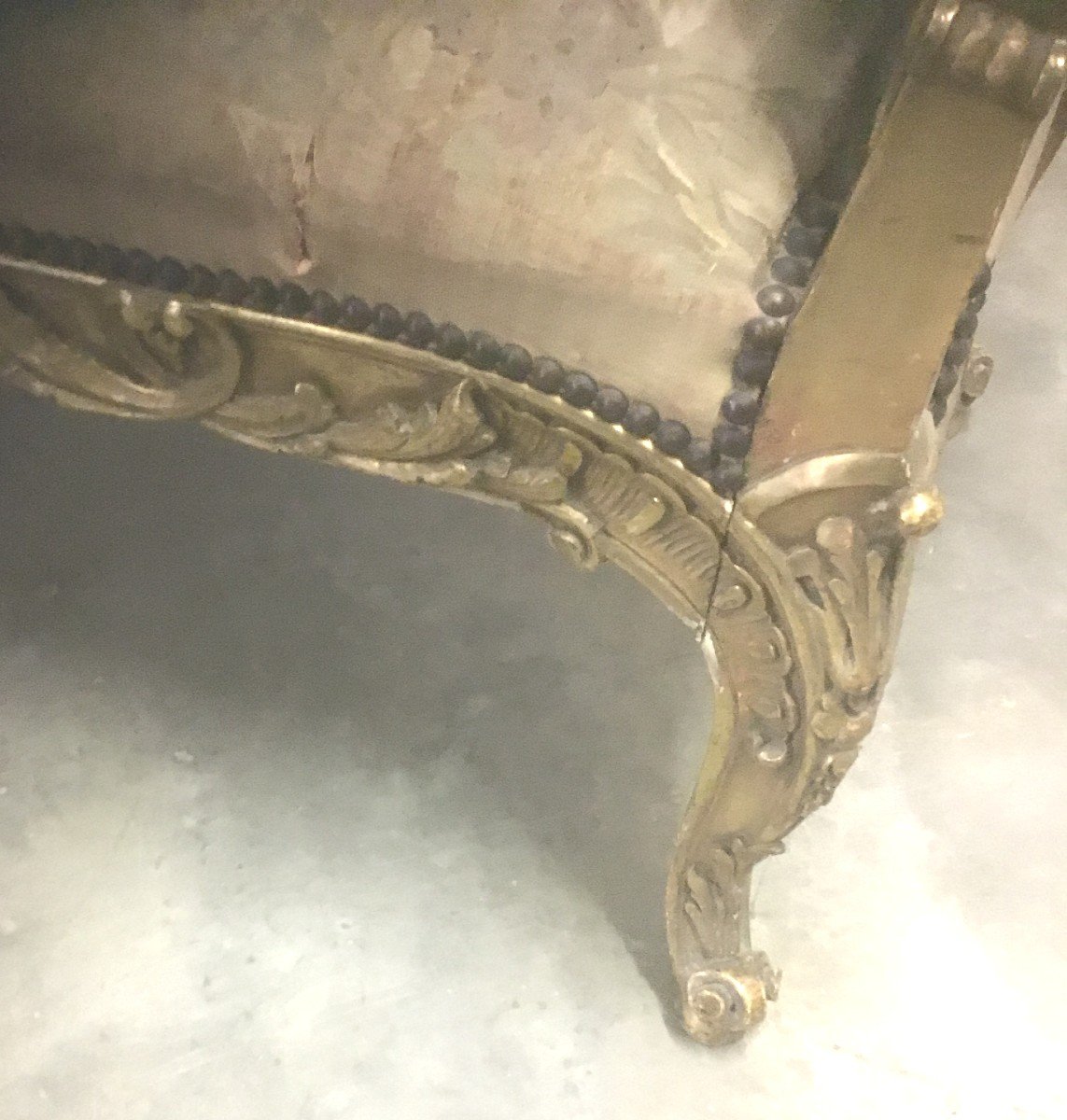 Napoleon III Golden Bench-photo-3