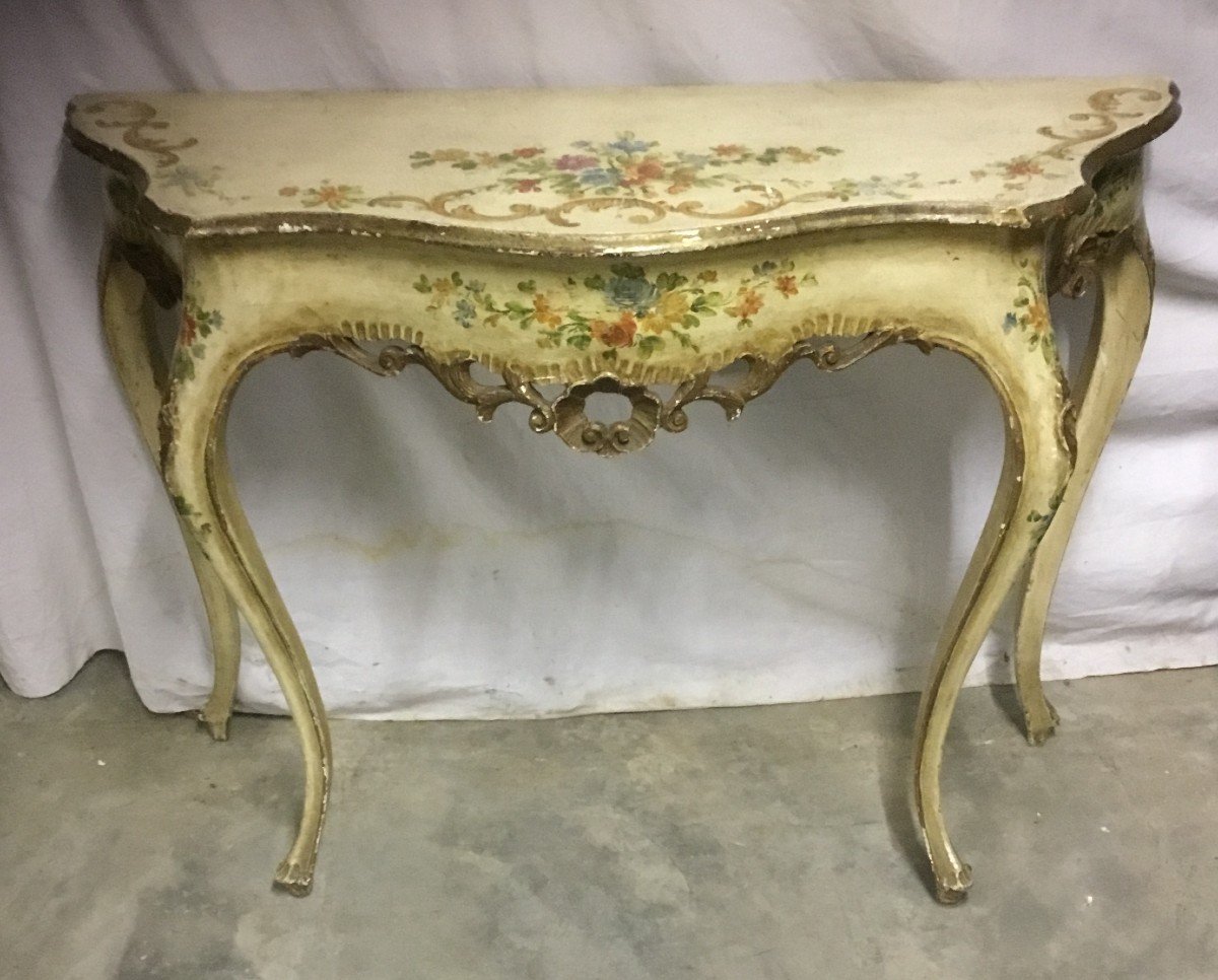 Venetian Console