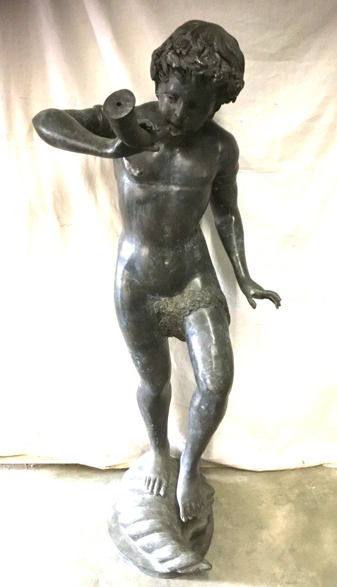 Grand Putti En Bronze