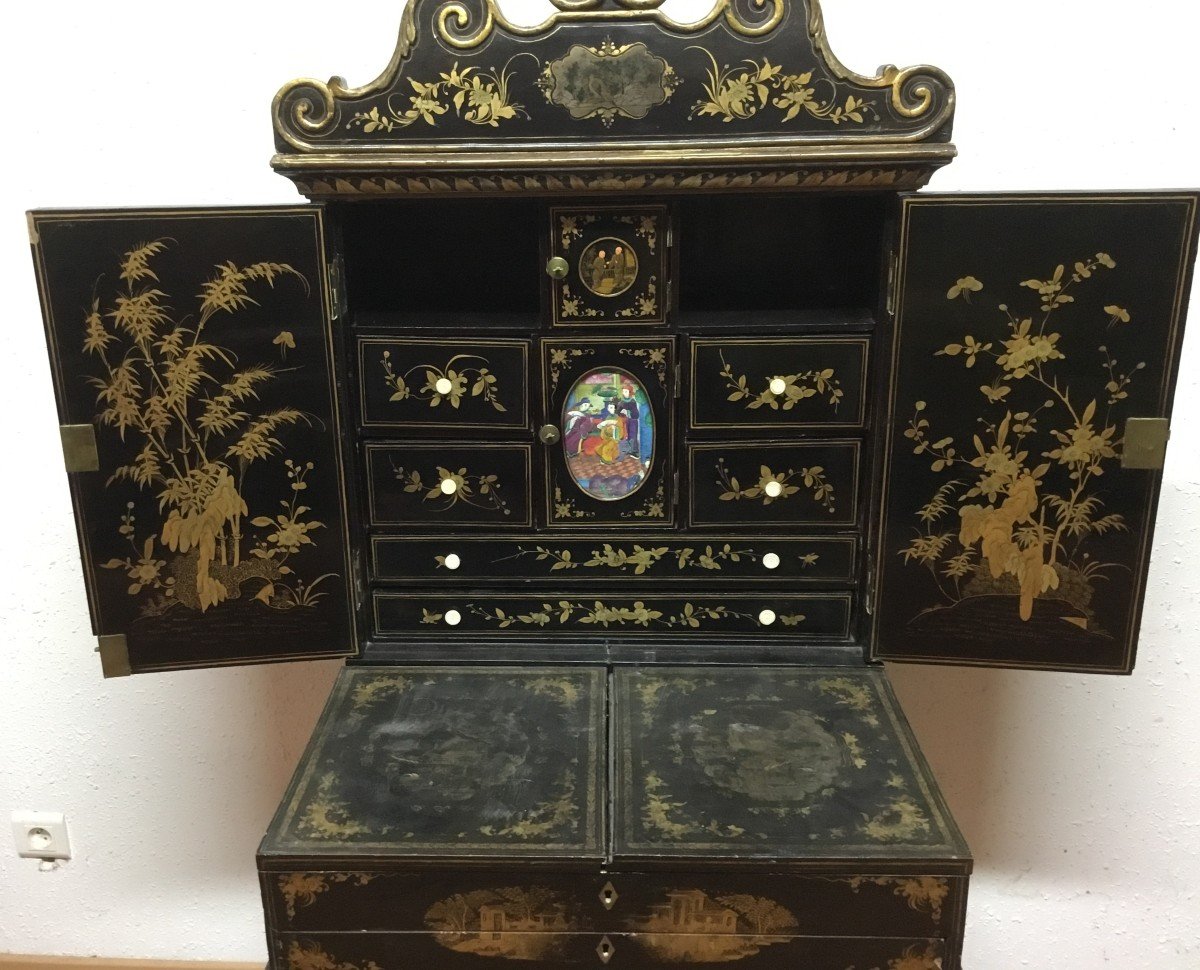 Chinese Lacquer Cabinet-photo-2