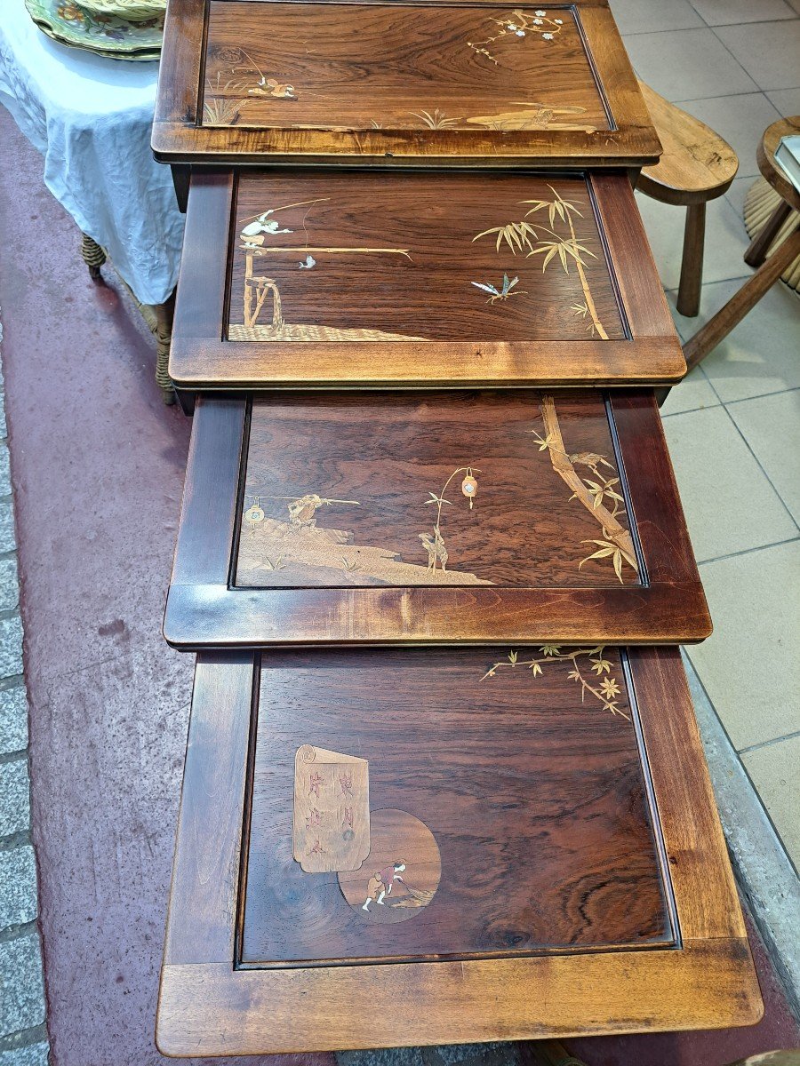 Quatre tables gigognes attribuées à Viardot-photo-2