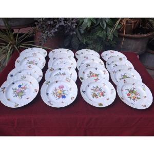 16 Herend Hungary Porcelain Plates