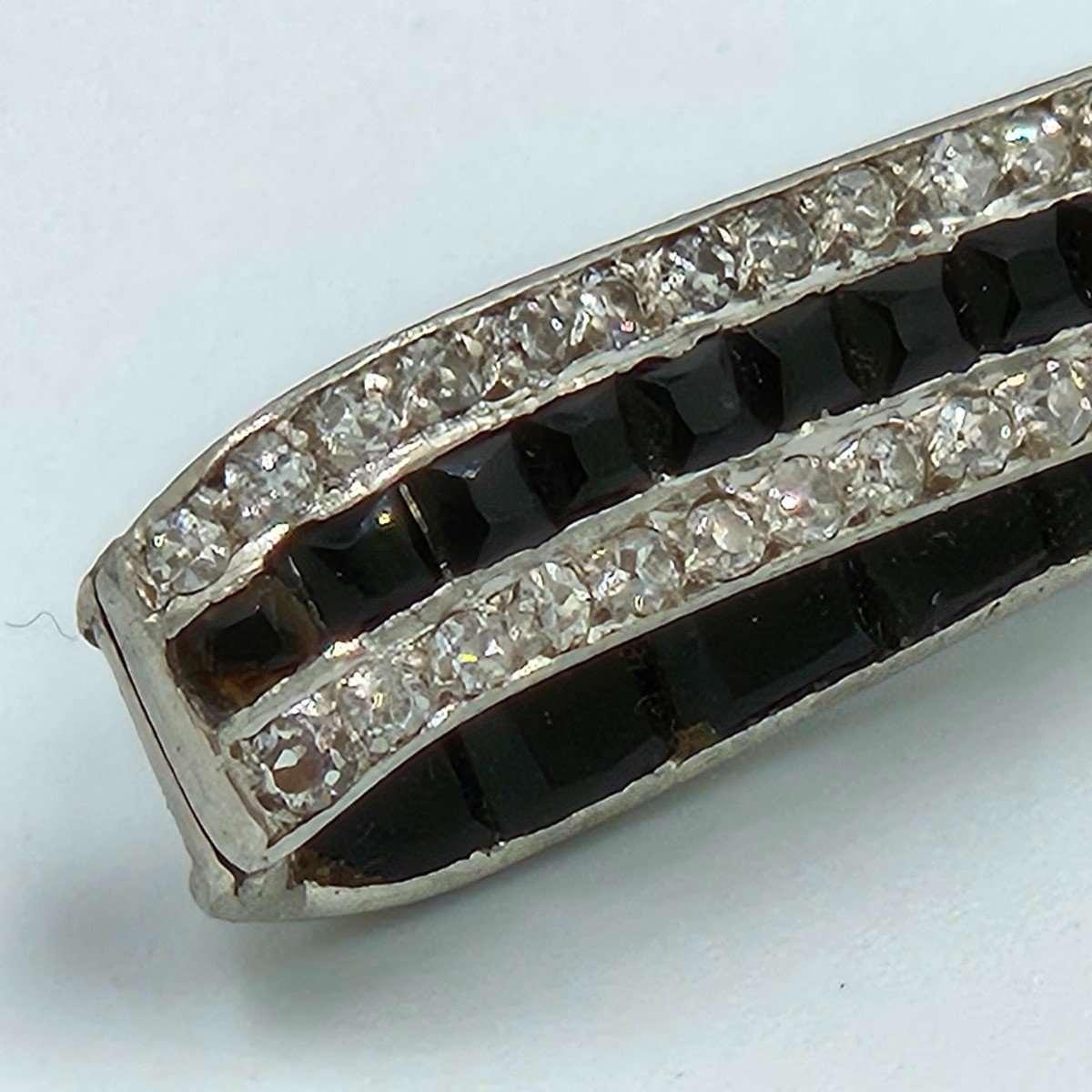 Cartier Paris Art Deco Onyx Diamond Bow Brooch, Circa 1920’s-photo-2