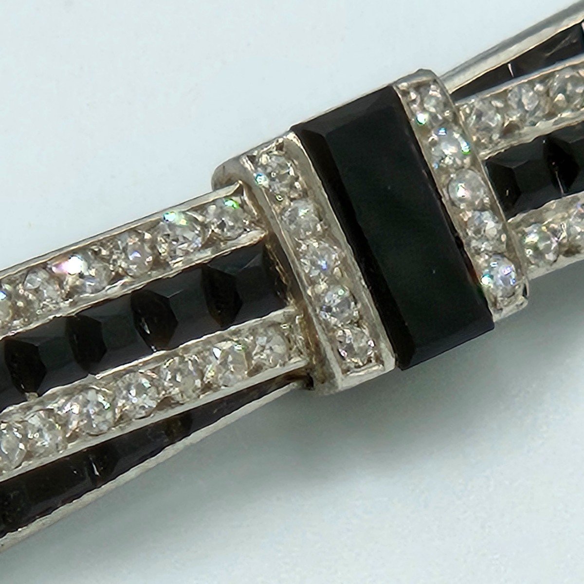 Cartier Paris Art Deco Onyx Diamond Bow Brooch, Circa 1920’s-photo-1