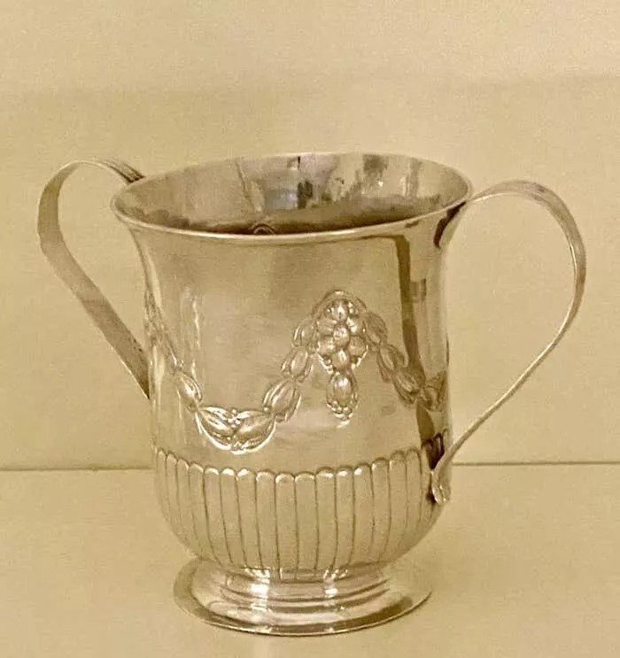 George III Antique Sterling Silver 2 Handled Porringer, Circa 1778-photo-2