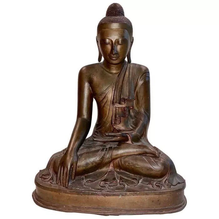 Large Antique Bronze Mandalay Burmese Seated Buddha Circa 19th Century