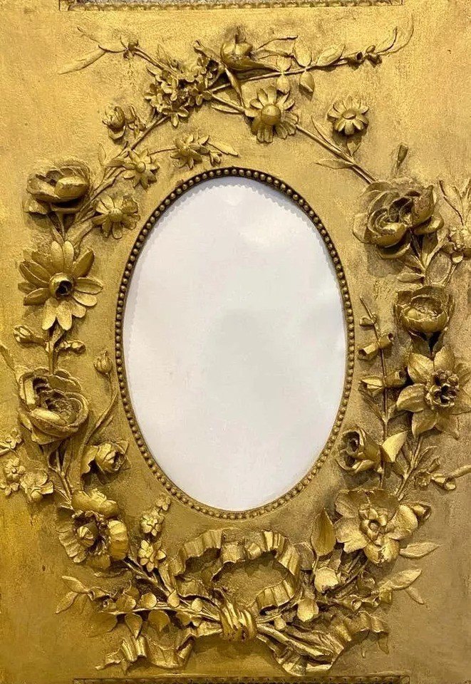  Antique Hand Carved High Relief Gilt Wood Photo Frame Circa 19th-photo-2