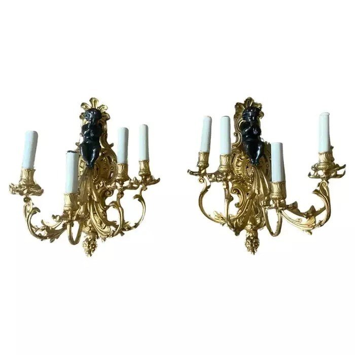 A Large Pair Of 19th Century French Gilt Bronze Dore Cherub Wall Sconces-photo-4