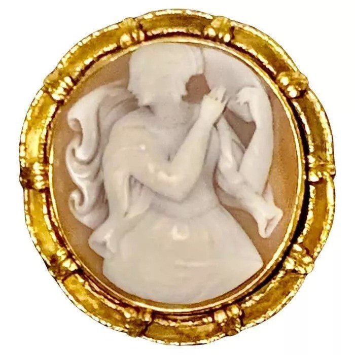 Grande Broche Camée Victorienne De Haute Qualité Avec Monture En Or 15ct