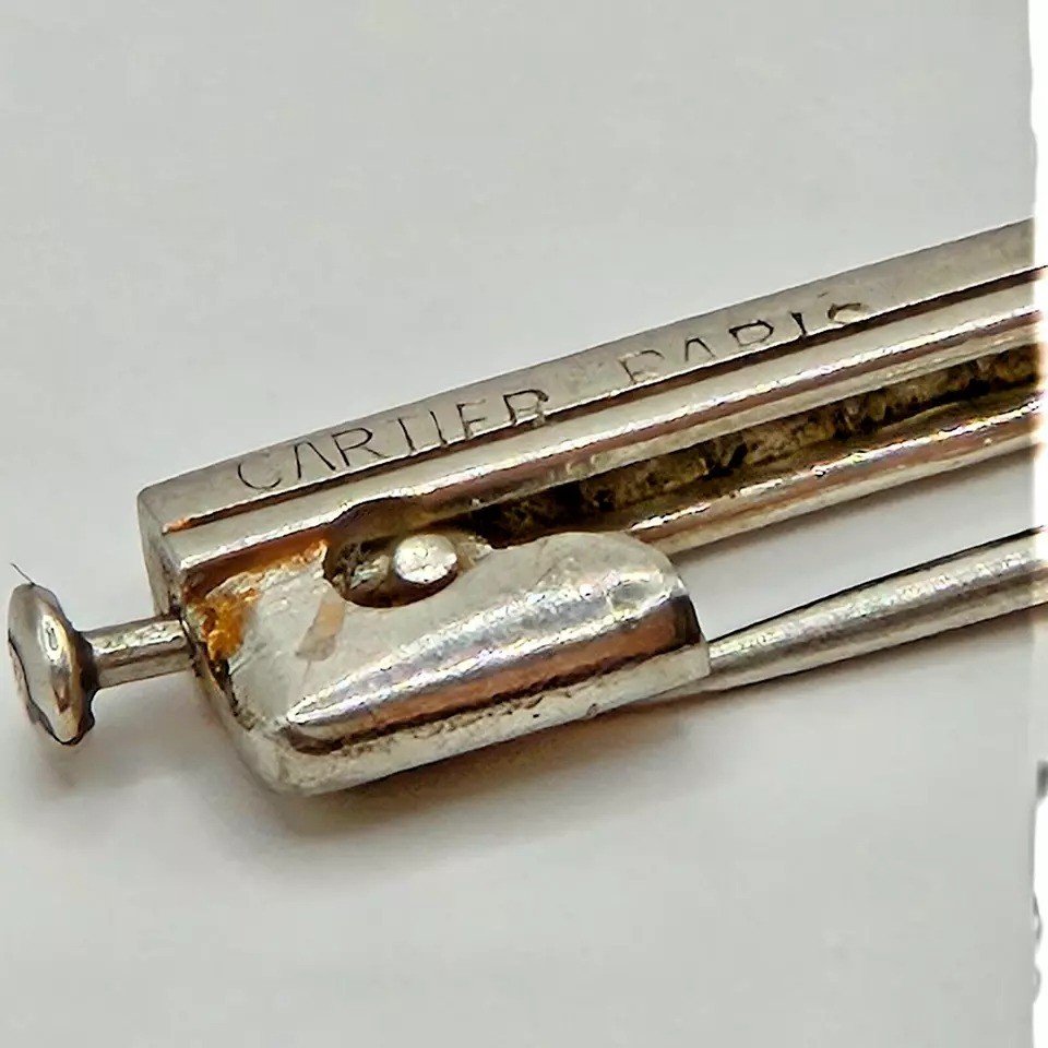 A Signed Cartier Paris Art Deco Platinum & Diamond Pin / Brooch, Circa 1920's.-photo-2