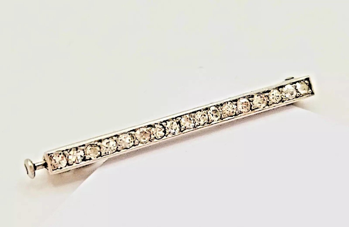 A Signed Cartier Paris Art Deco Platinum & Diamond Pin / Brooch, Circa 1920's.