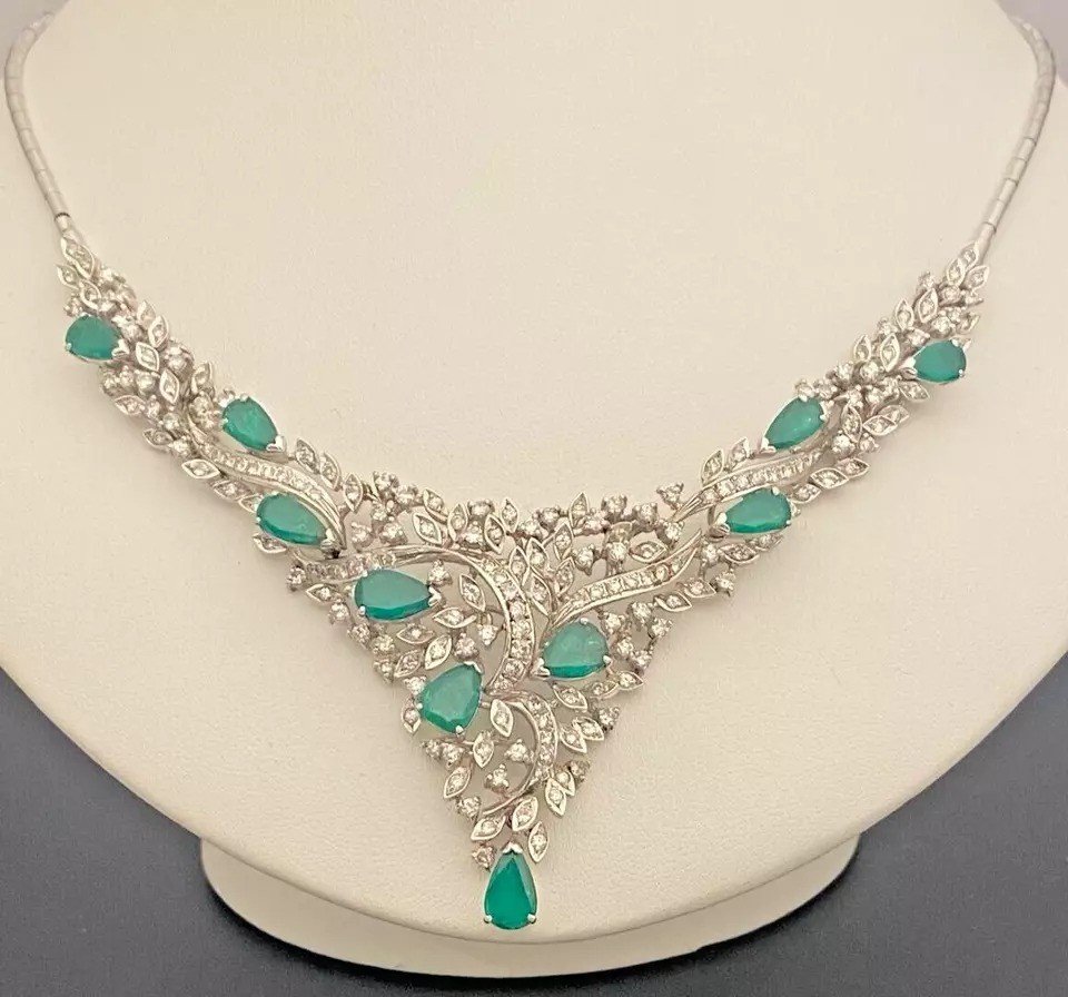 A Fine Quality Mid Century 14ct 585 White Gold Set Emerald And Diamond Necklace-photo-1