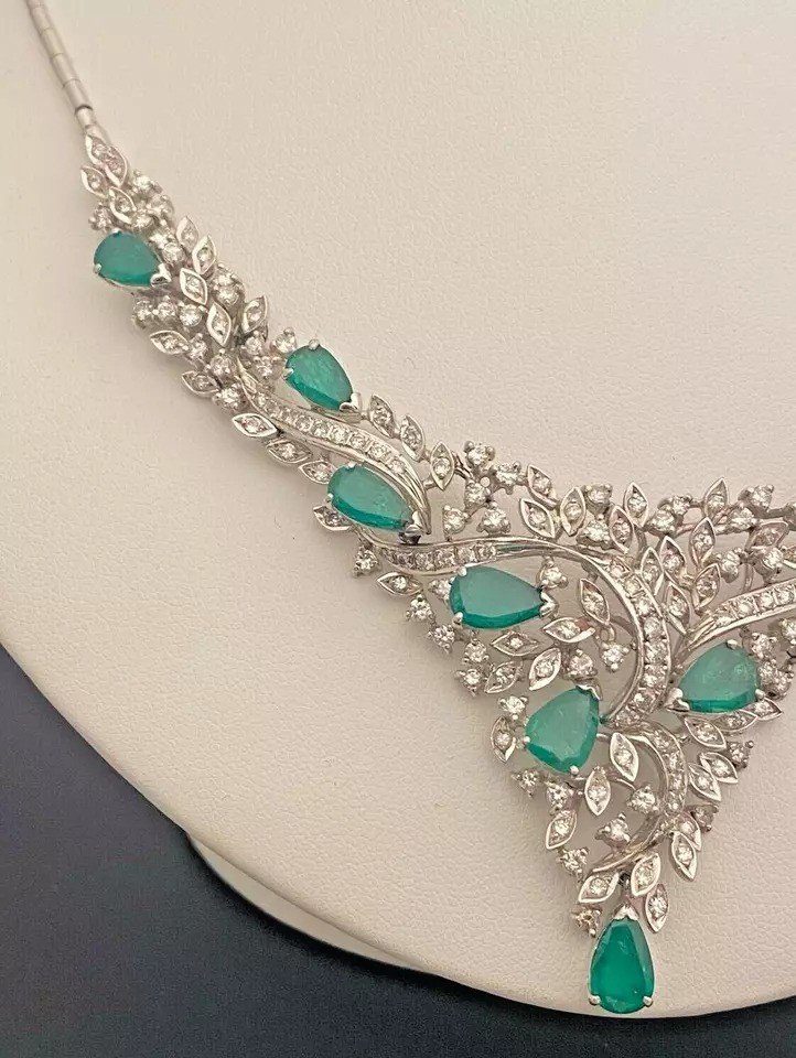 A Fine Quality Mid Century 14ct 585 White Gold Set Emerald And Diamond Necklace-photo-7