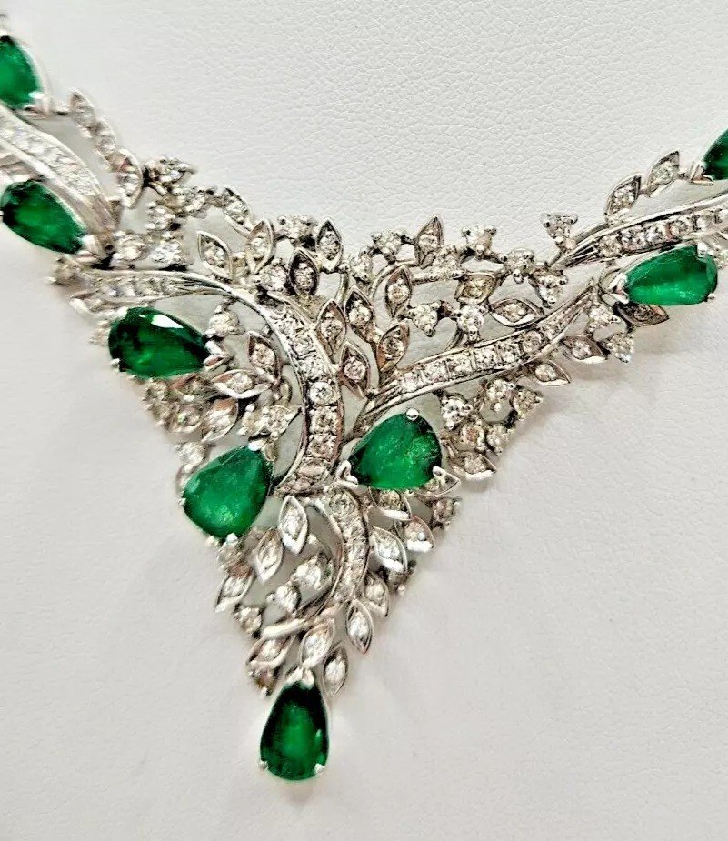 A Fine Quality Mid Century 14ct 585 White Gold Set Emerald And Diamond Necklace-photo-8