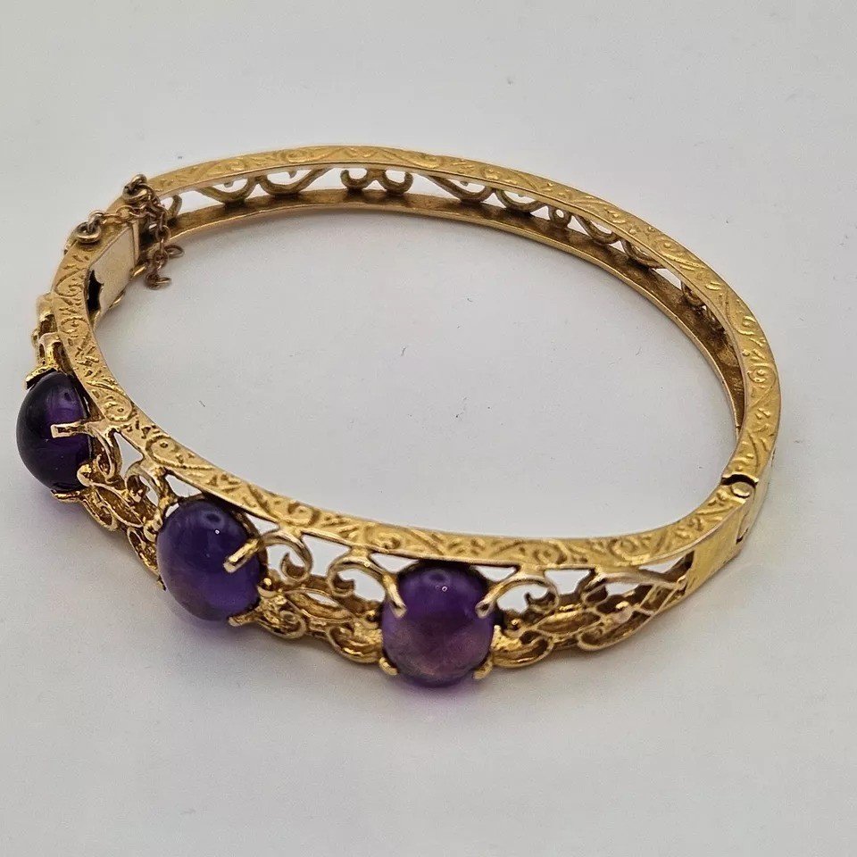 A Nice Quality Amethyst Victorian Style, 9ct Yellow Gold Bangle Bracelet-photo-5