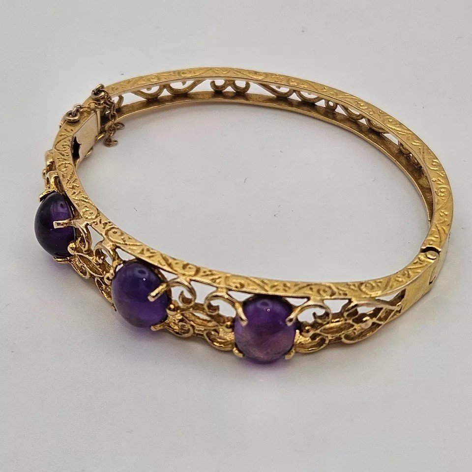 A Nice Quality Amethyst Victorian Style, 9ct Yellow Gold Bangle Bracelet-photo-6