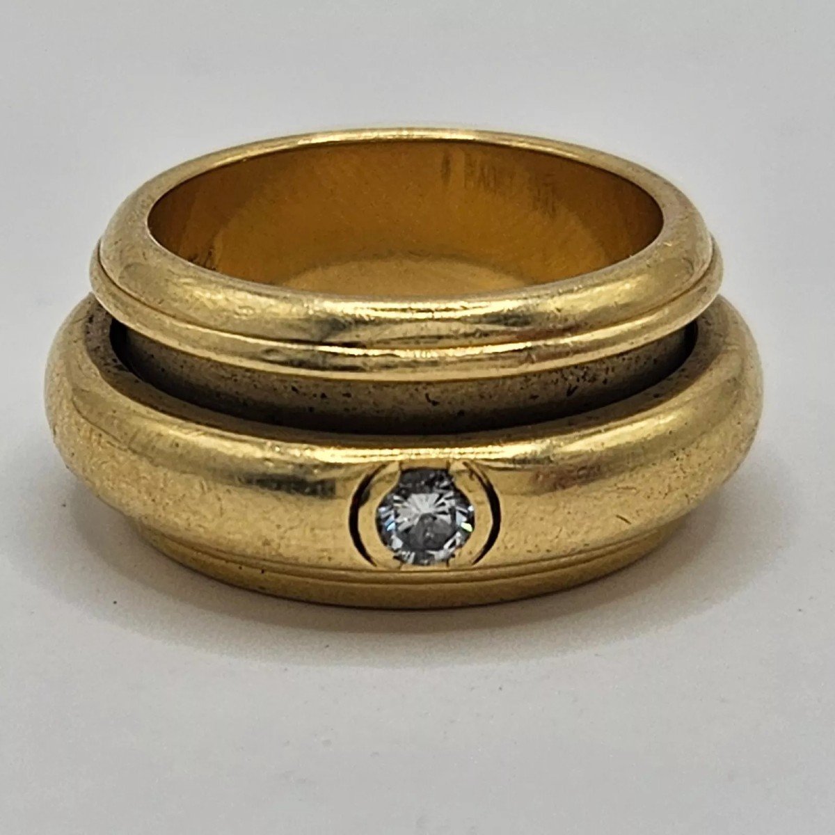 Bague Piaget Possession En Or Jaune 18 Carats Avec Diamants, De Superbe Qualité