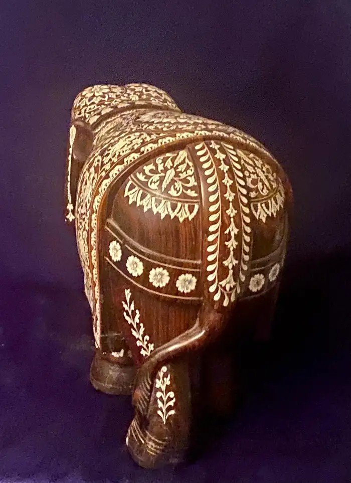 A Large Anglo-indian Elephant In Ivory And Rosewood Inlaid With Bone-photo-7