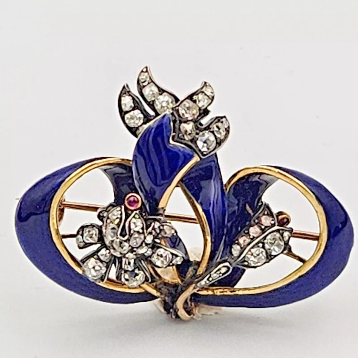 Broche Fleur Victorienne En Or Jaune 18k, émail Bleu, Diamants Taille Ancienne, Vers 1880