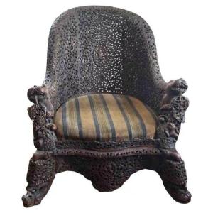 Chaise Antique Anglo-indienne/birmane Avec Décor Sculpté à La Main, 19e Siècle